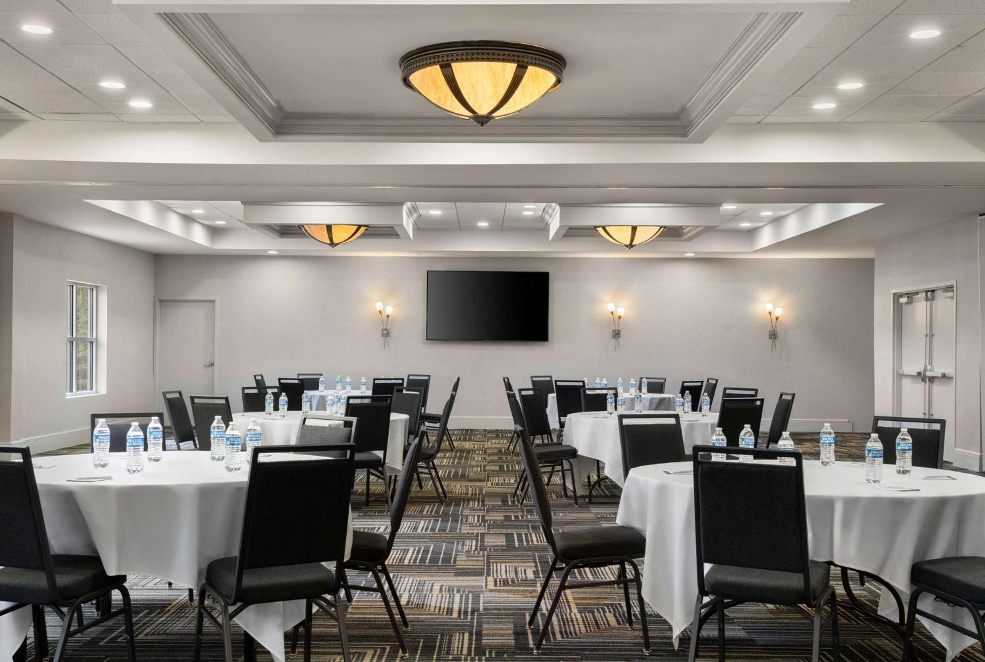 Homewood Suites By Hilton Richmond - Airport Sandston Bagian luar foto